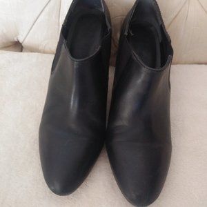 FREE in a bundle! Franco Sarto Black Leather boots